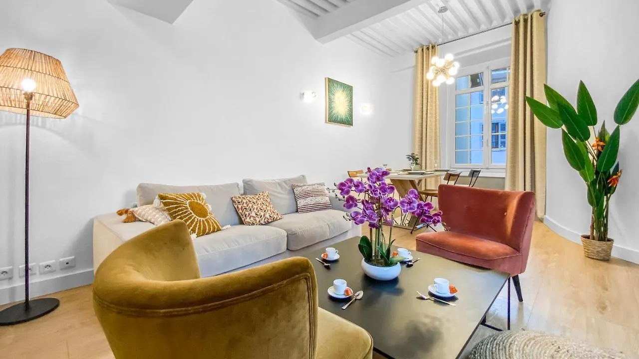 Homey Earl - Hypercentre - Proche Gare - Sauna Privatif - Balcon Prive - Wifi Gratuit Annecy Apartment