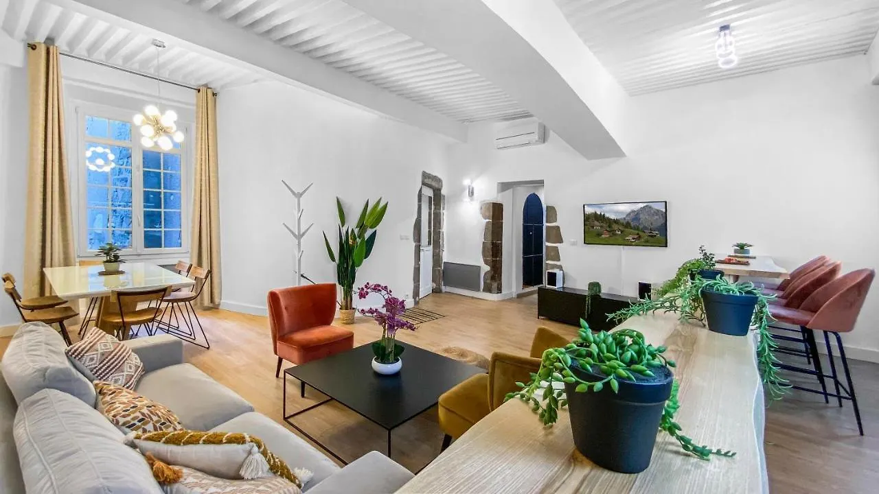 Homey Earl - Hypercentre - Proche Gare - Sauna Privatif - Balcon Prive - Wifi Gratuit Annecy 0*,