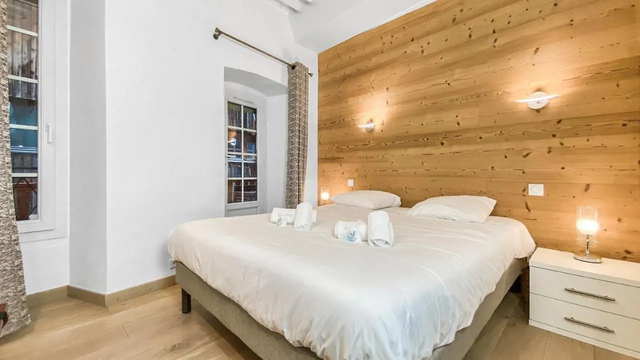 Homey Earl - Hypercentre - Proche Gare - Sauna Privatif - Balcon Prive - Wifi Gratuit Annecy Apartment