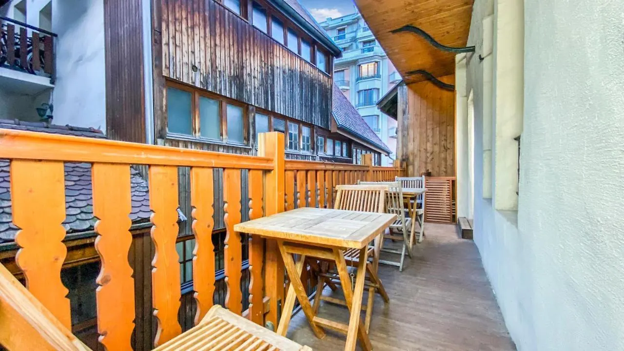 Apartment Homey Earl - Hypercentre - Proche Gare - Sauna Privatif - Balcon Prive - Wifi Gratuit Annecy