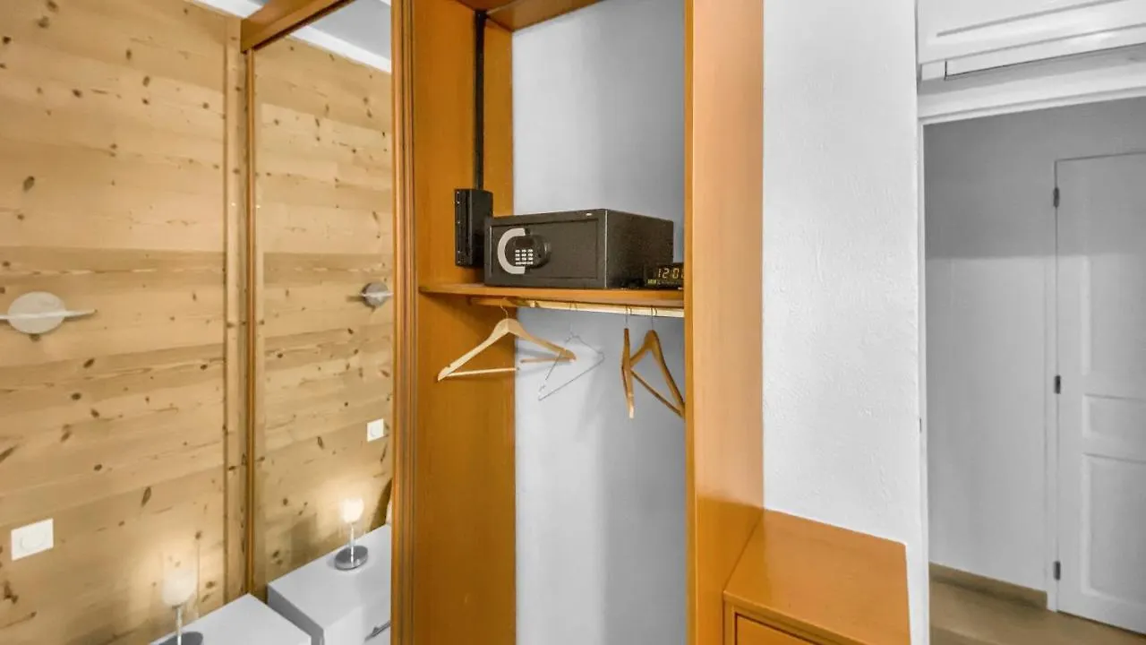 Apartment Homey Earl - Hypercentre - Proche Gare - Sauna Privatif - Balcon Prive - Wifi Gratuit Annecy